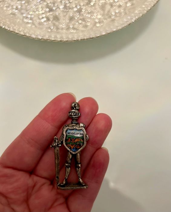 Ryycerz magnes na lodówkę lub tablicę z Heidelbergu w Niemczech