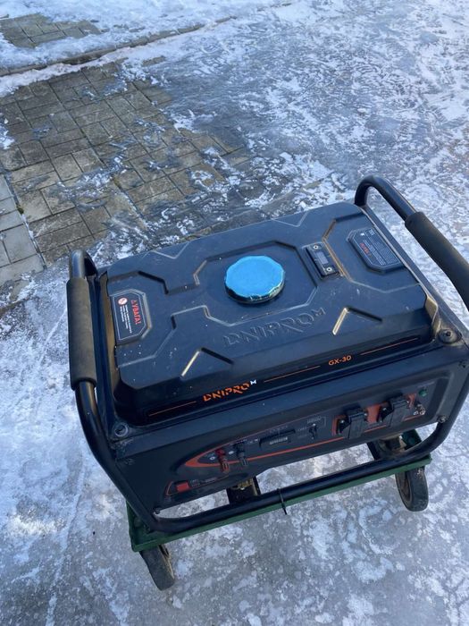 Генератор бензиновий 2,8