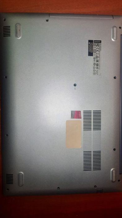 Disk 1tb, отличная батарея