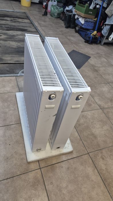Grzejniki 2 szt 60x60