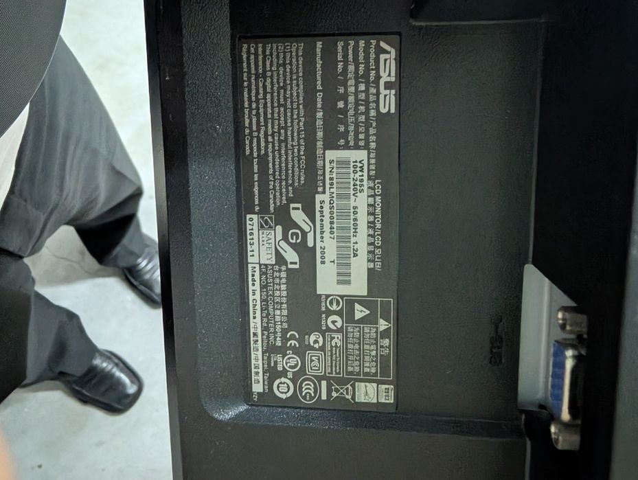 Monitor 19,5 polegadas Asus VW195S VGA Usado a funcionar...