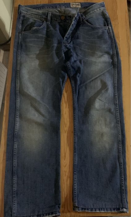 Oryginalne Jeansy Wrangler kolor niebieski wytarty