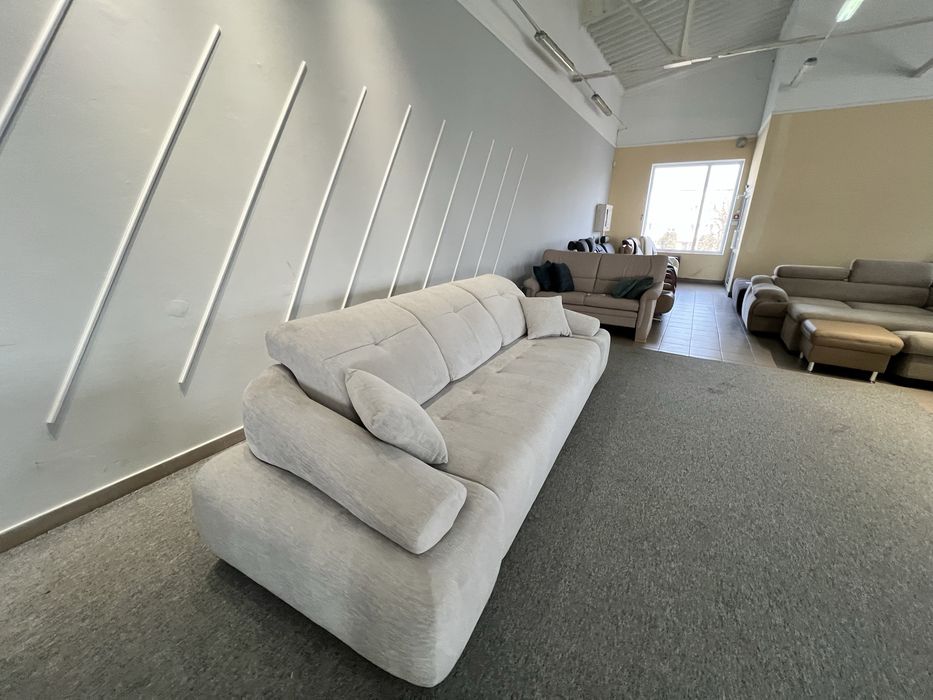 Великий прямий розкладний диван тканина