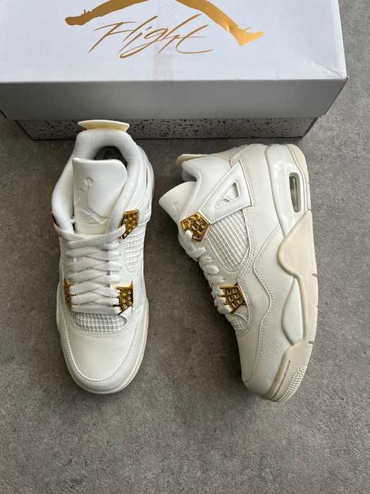 Jordan 4 Retro Metallic Gold R.41
