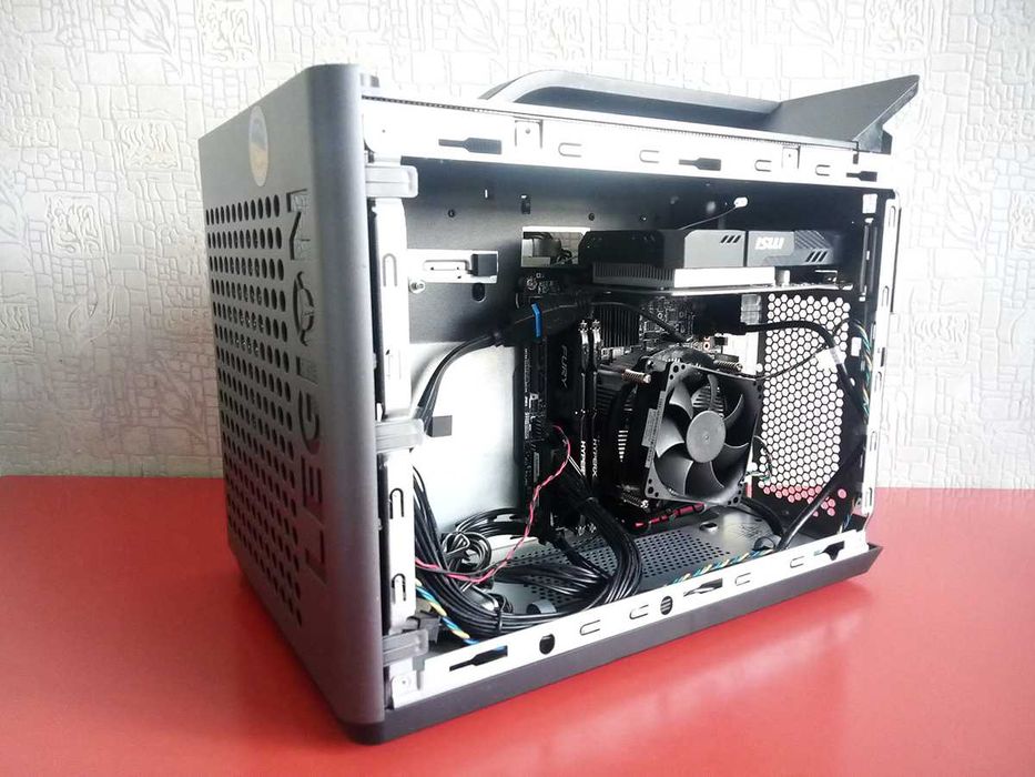 Lenovo Legion Cube