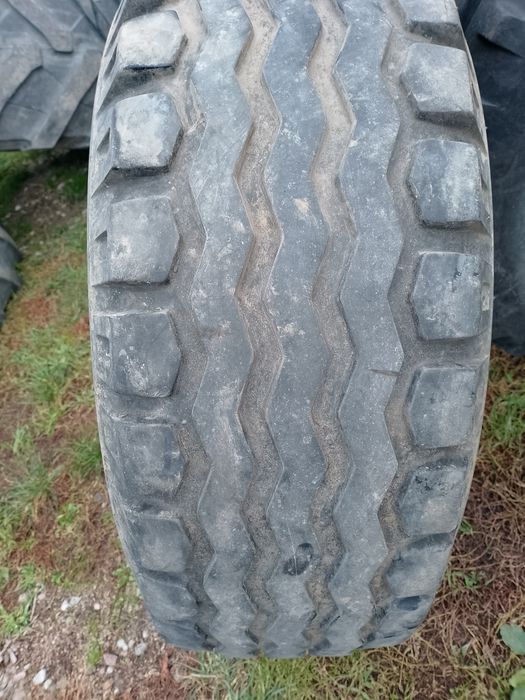 Opona rolnicza BKT 10.5/30-18