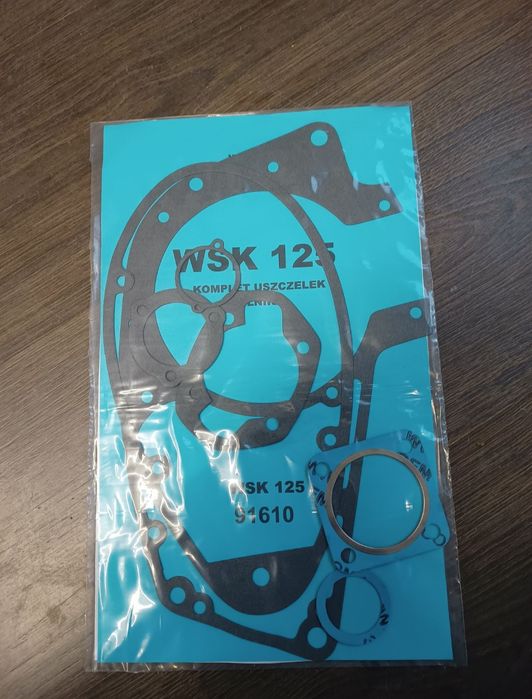 Nowy kpl uszczelek silnika WSK 125 klingieryt
