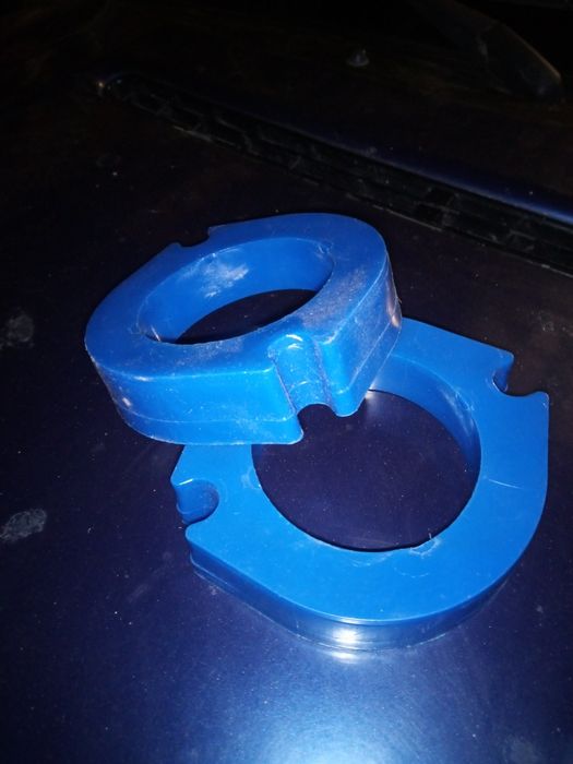 Проставки амортизаторов