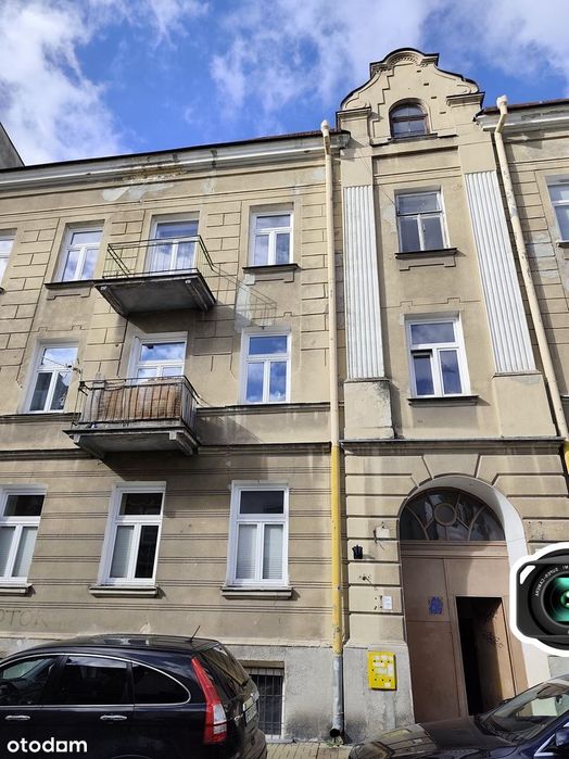Przestronne mieszkanie z balkonem w kamienicy