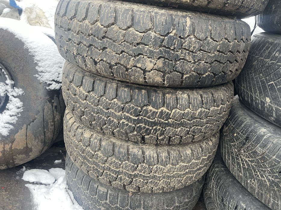 Резина зима р R-13  и R-14  ваз