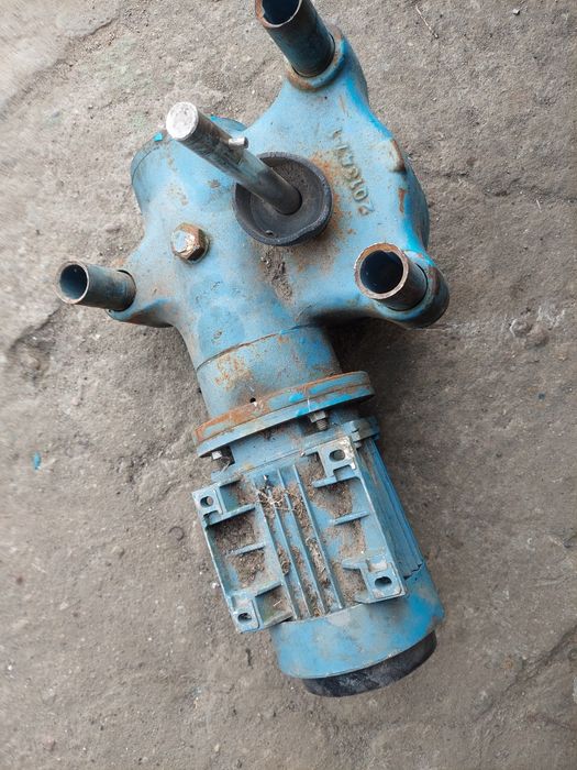 Sprzedam motoreduktor