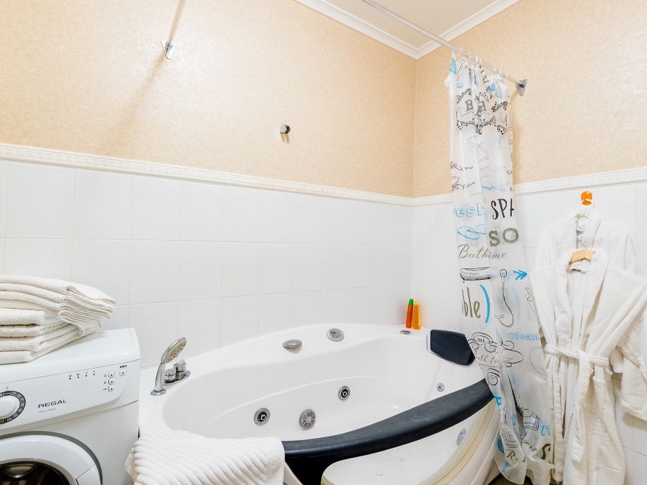 Снять 3к посуточно в центре Киева в новом доме с парковкой