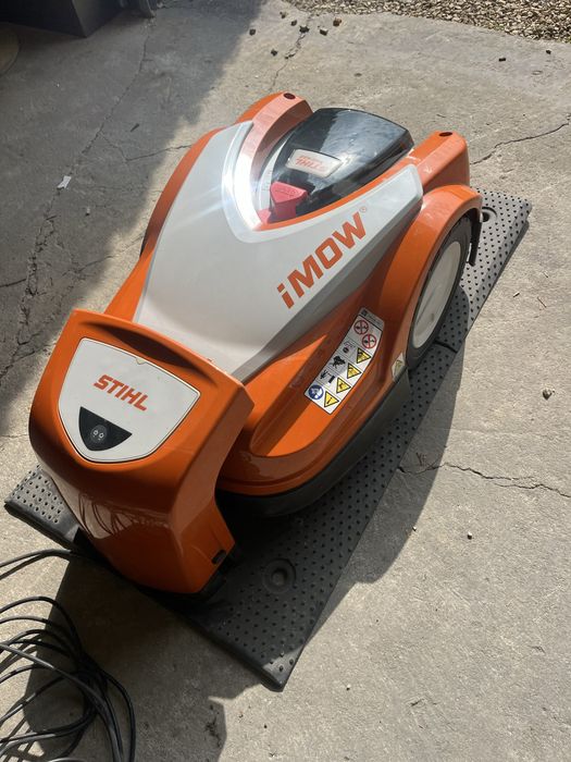 Robot koszący STIHL iMow 422 jak nowy