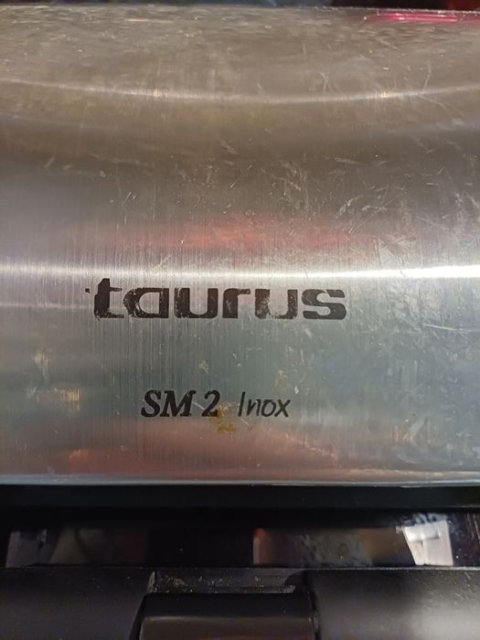 Tostadeira Taurus