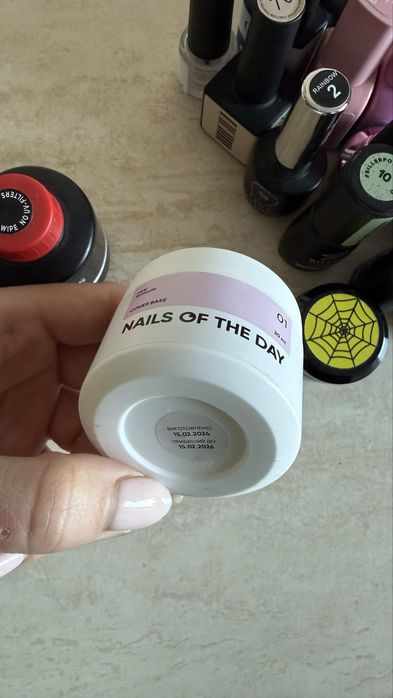 Набір матеріалів для майстра манікюру 16шт за 500грн