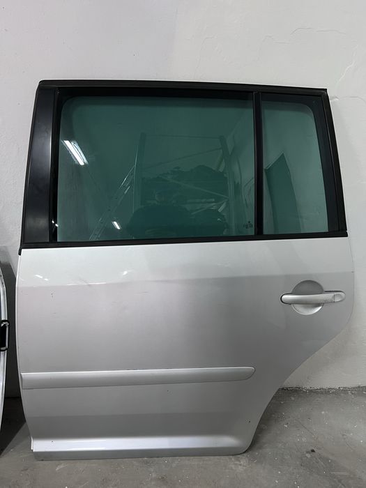 Двері LA7W Touran 1 дверка перед зад дверь Туран Тауран