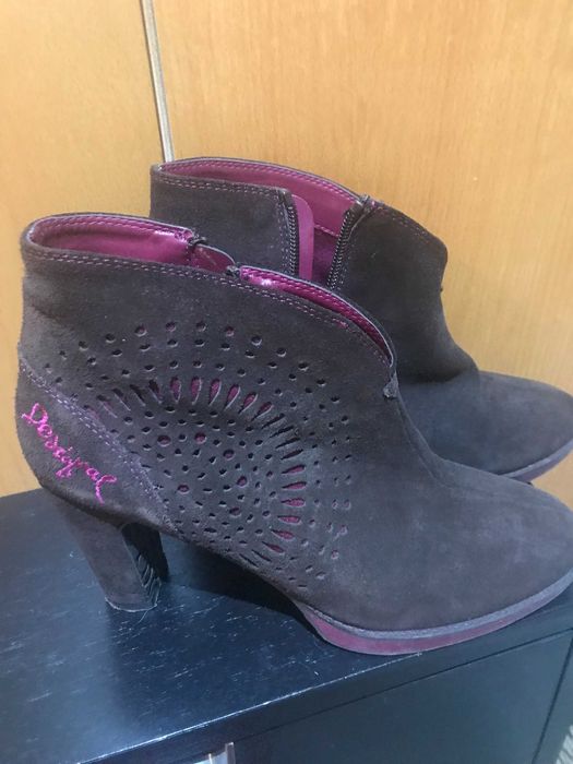Selling multi-brand shoes/boots, size 38/39 (PROF; Desigual, etc.)64564051897475122