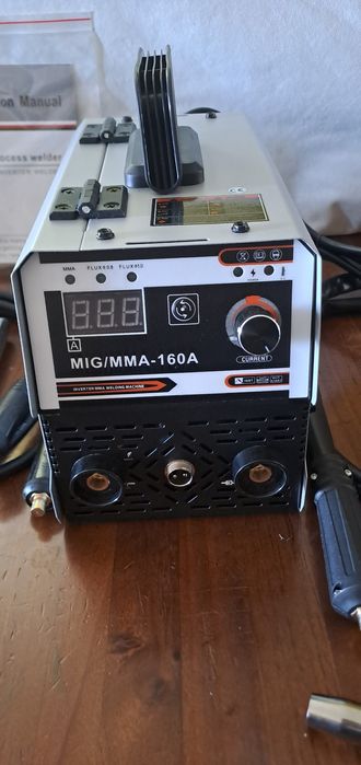 Máquina de Solda Inversora 4 em 1 160A Solda a fio  (Artigo Novo)