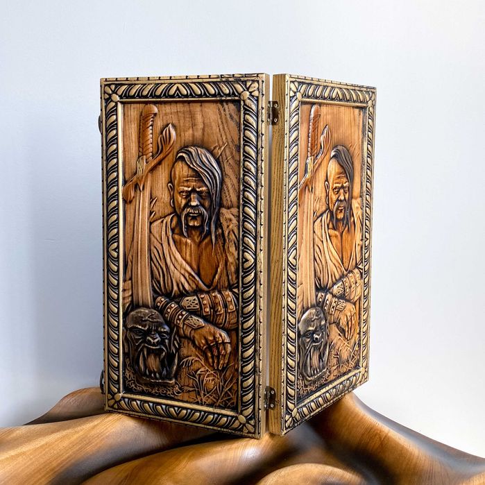 Якісні нарди з візерунком тризуба ( Гарантія 2 роки)