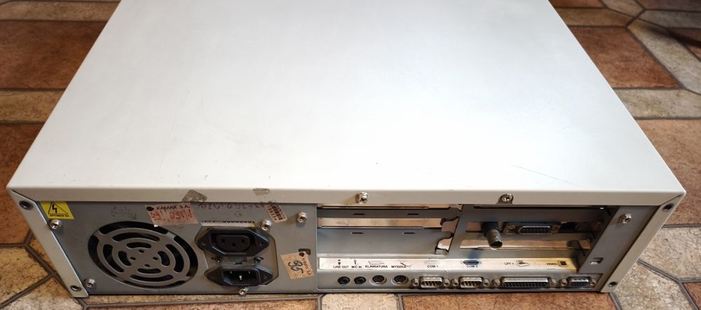 Komuter AT Optimus Standard