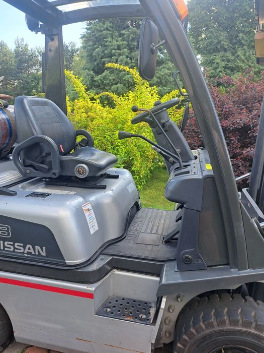 Wózek widłowy Nissan FORKLIFT