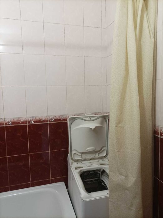 Сдам большую по площади 1 комнатную квартиру на Черемушках Дом Мебели