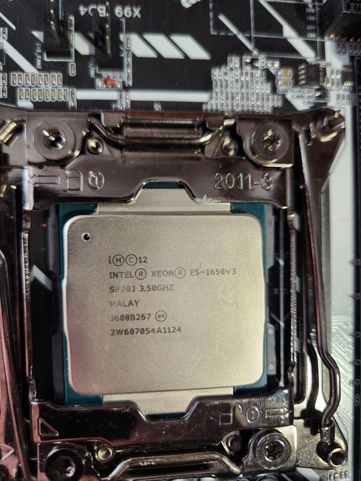 Материнская плата Huananzhi X99-BD4 + Xeon E5 1650v3