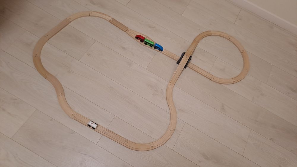 Деревяна залізниця IKEA