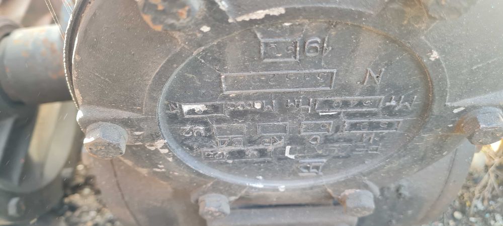 Редуктор  ч125 у2 (и50) (с52) (год 1990) 640нм вес-88кг