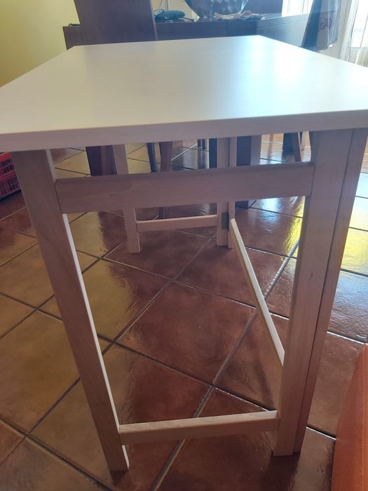 Mesa / secretária