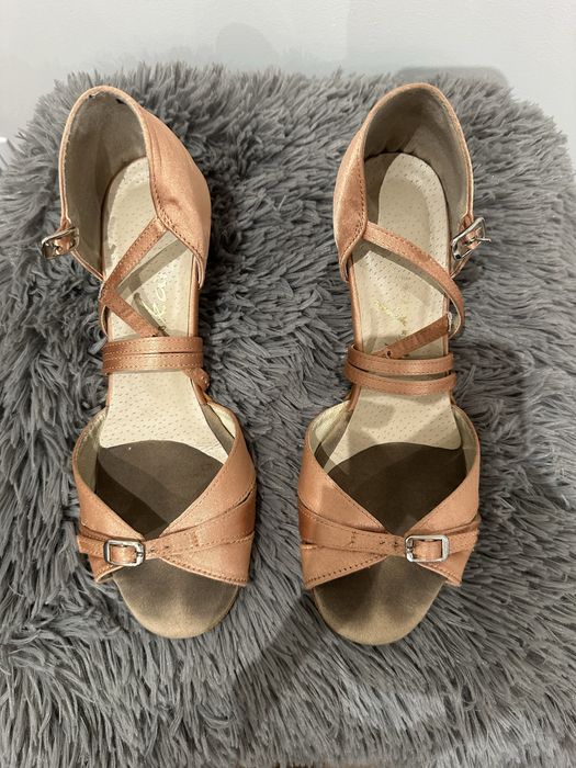 Buty taneczne do latino