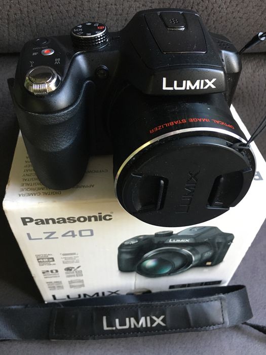 Máquina Fotográfica Panasonic LZ40 Lumix