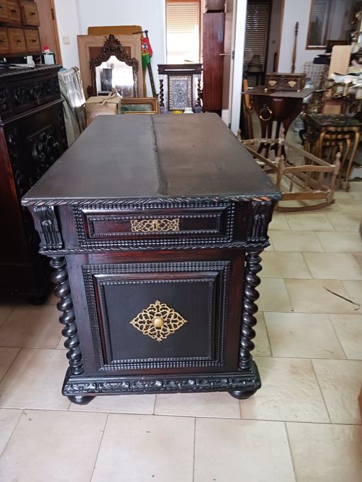 Uma bela secretária