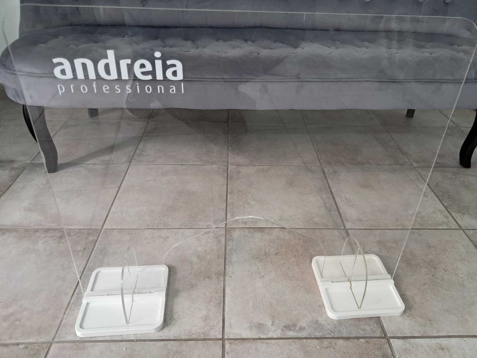 Acrílico de protecção e expositor vernizes Andreia