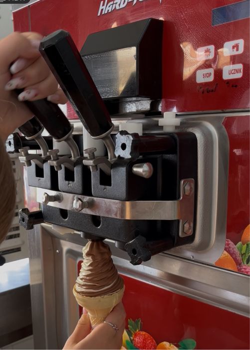 Maszyna do lodów włoskich i świderków Hard Ice