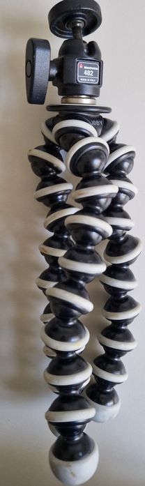 Tripé Joby GorillaPod SLR-Zoom e Cebeça Esférica Manfrotto 482