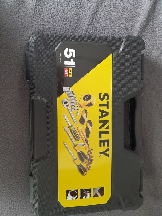 Zestaw narzędzi Stanley 51 el.