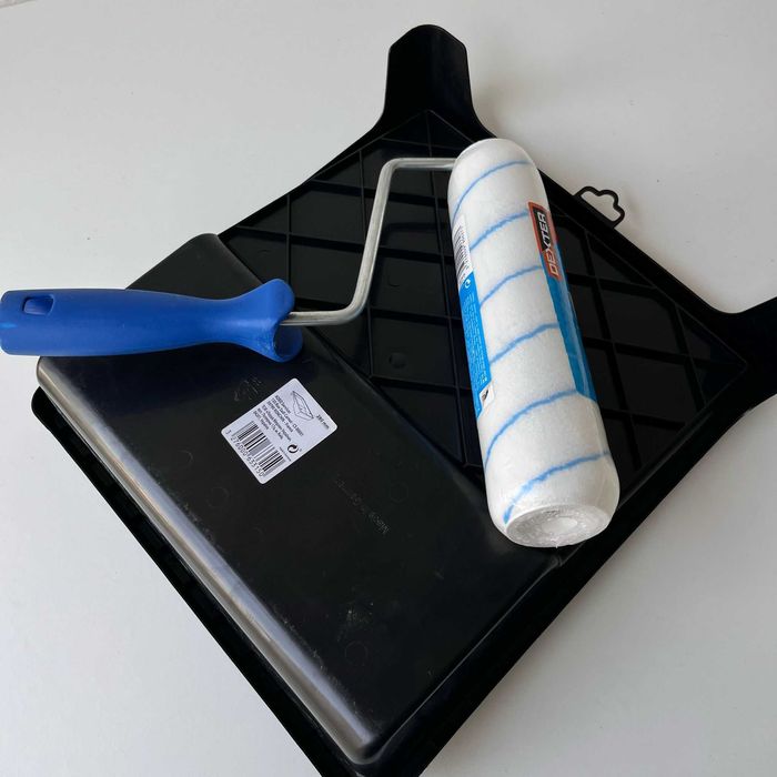 O Kit para pintura com Rolo e Bandeja
