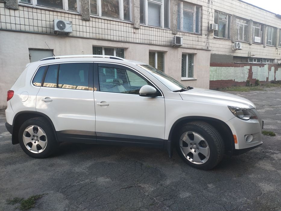 Volkswagen Tiguan 2010 VIN WVGBV7AX3AW532836 фото оголошення 12 з 17