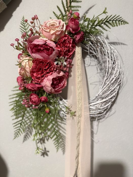 Wianek wiosenny na drzwi handmade chrzest komunia