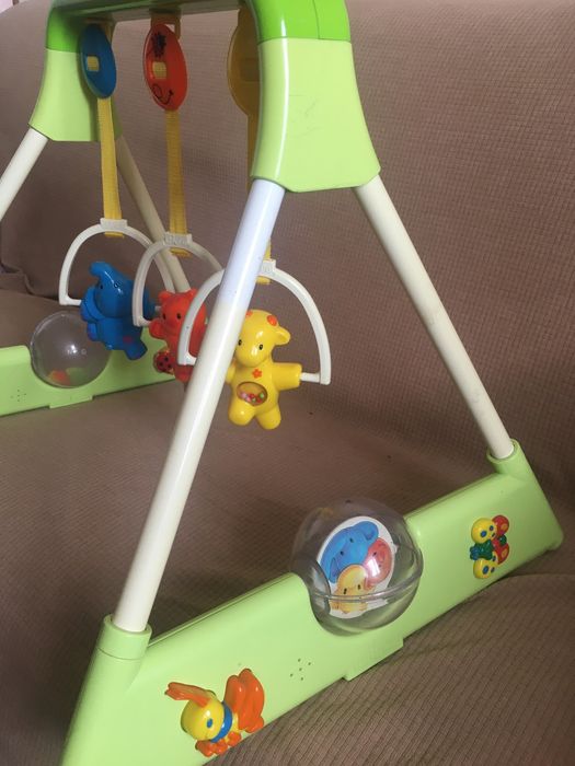 Chicco . Іграшка для малечі від 0 до 6