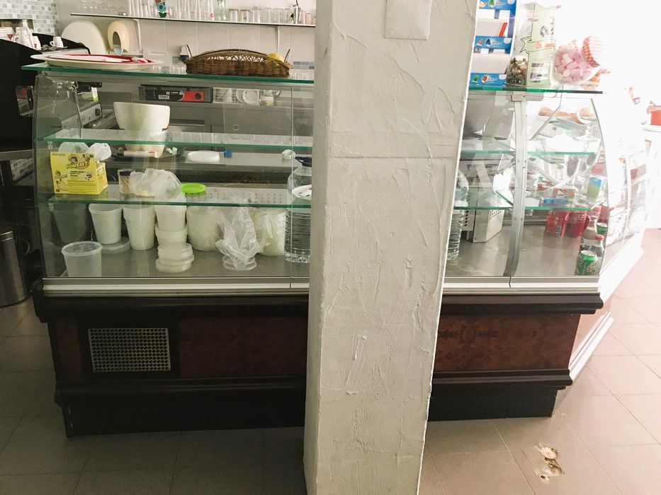 2 Vitrines + 1 Balcão Refrigerado + 1 Balcão Neutro