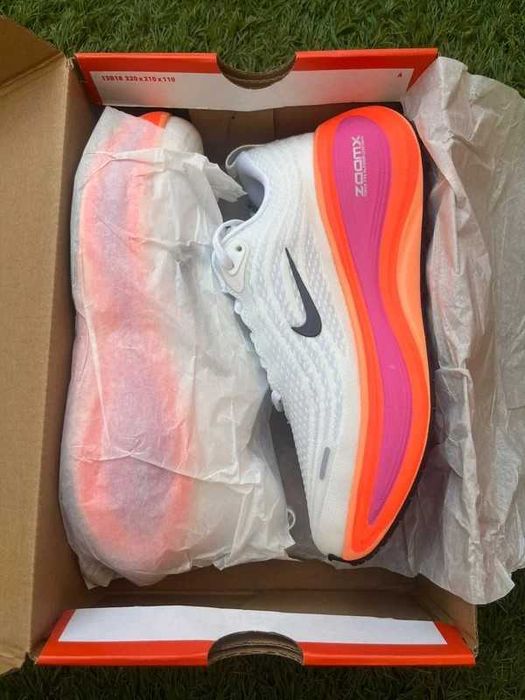 Nike Vomero Plus R.39