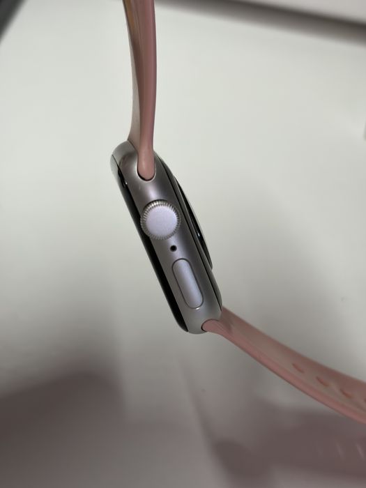Zegarek Apple Watch SE