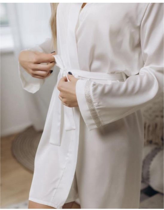 Халат атласний