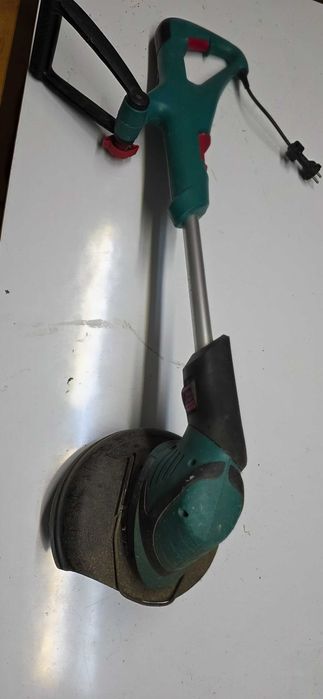Plaina Ryobi e Aparador de relva Bosch preço para os 2 artigos