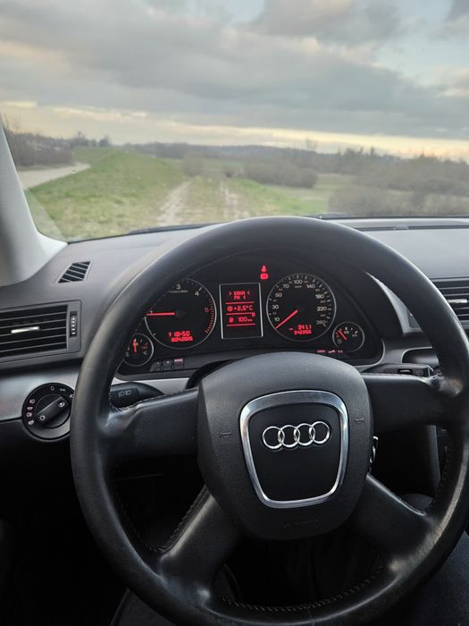 Audi A4B7 2.0 TDI 140KM 6 -biegów