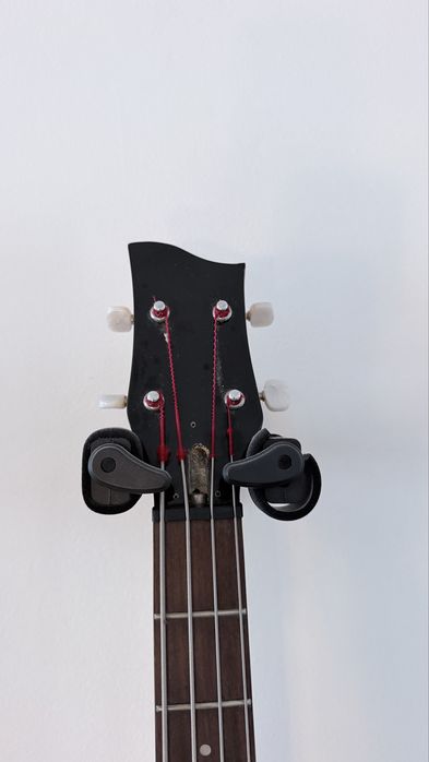 Hofhner Shorty Bass