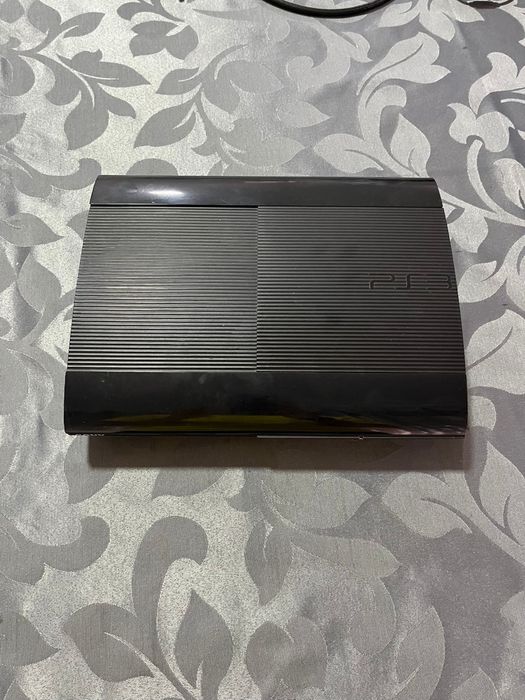 Pack PlayStation 3 Super Slim + 5 Jogos + 2 Comandos + Kit PlayStation Move (4 Comandos Move + Câmera Eye)