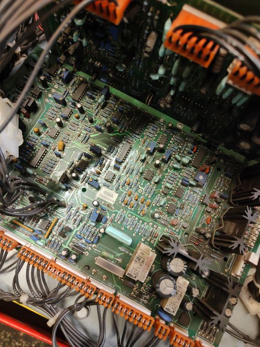 Naprawa urządzeń spawalniczych, maszyn oraz elektroniki przemysłowej